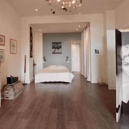 Sleeps 6 Wifi アパート カンヌ