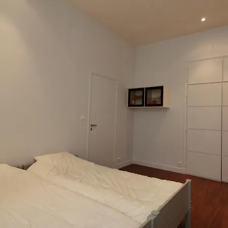 Sleeps 6 Wifi * カンヌ