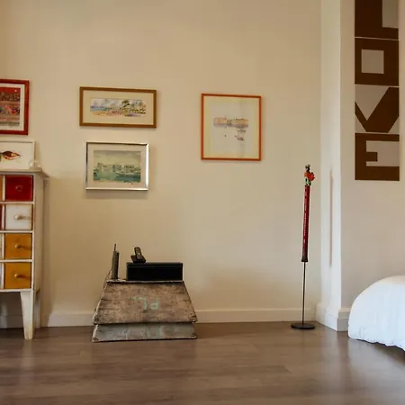 Sleeps 6 Wifi アパート カンヌ
