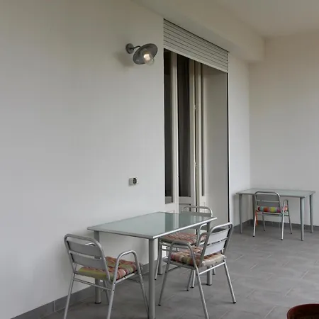 Sleeps 6 Wifi Cannes